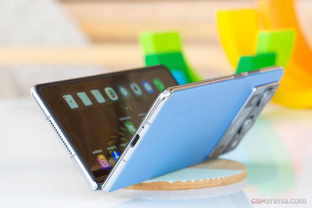 Tecno Phantom V Fold2 hands-on photo 6