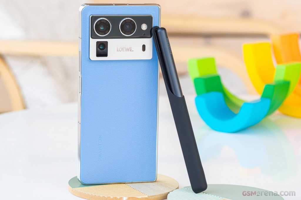 Tecno Phantom V Fold2 hands-on photo 11