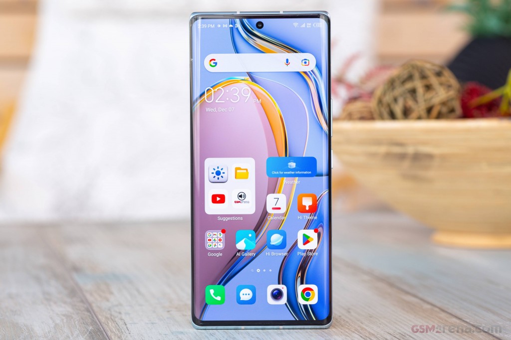 Tecno Phantom X2 hands-on photo 5