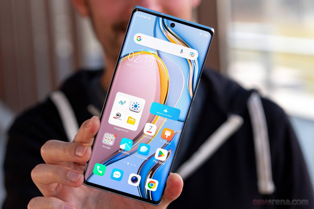 Tecno Phantom X2 hands-on photo 18