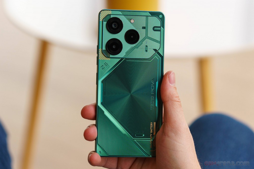 Tecno Pova 6 Pro hands-on photo 32