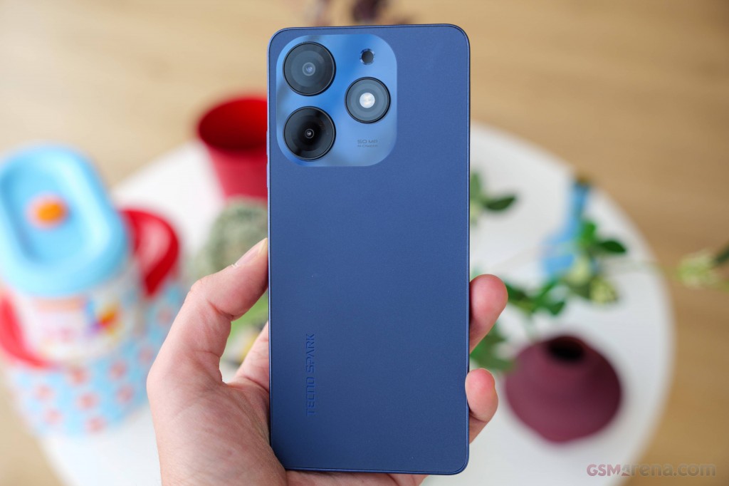 Tecno Spark 10 Pro hands-on photo 18