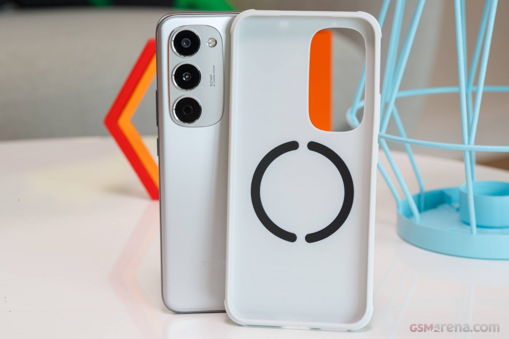 Tecno Spark 40 Pro+ hands-on photo 2