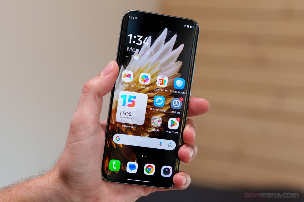 Tecno Spark 40 Pro+ hands-on photo 17