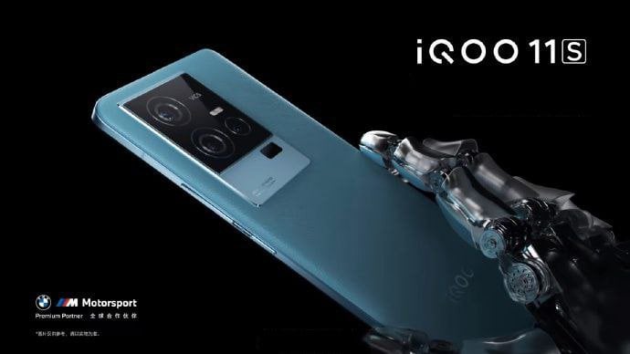vivo iQOO 11S view 11