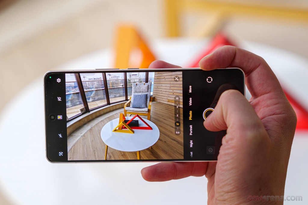 vivo iQOO 12 hands-on photo 16