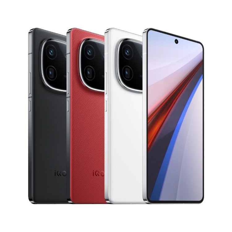 vivo iQOO 12 view 5