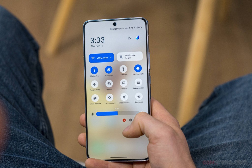 vivo iQOO 13 hands-on photo 12