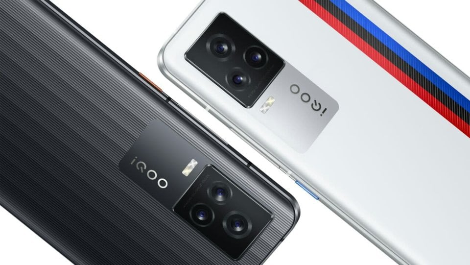 vivo iQOO 7 (India) view 15