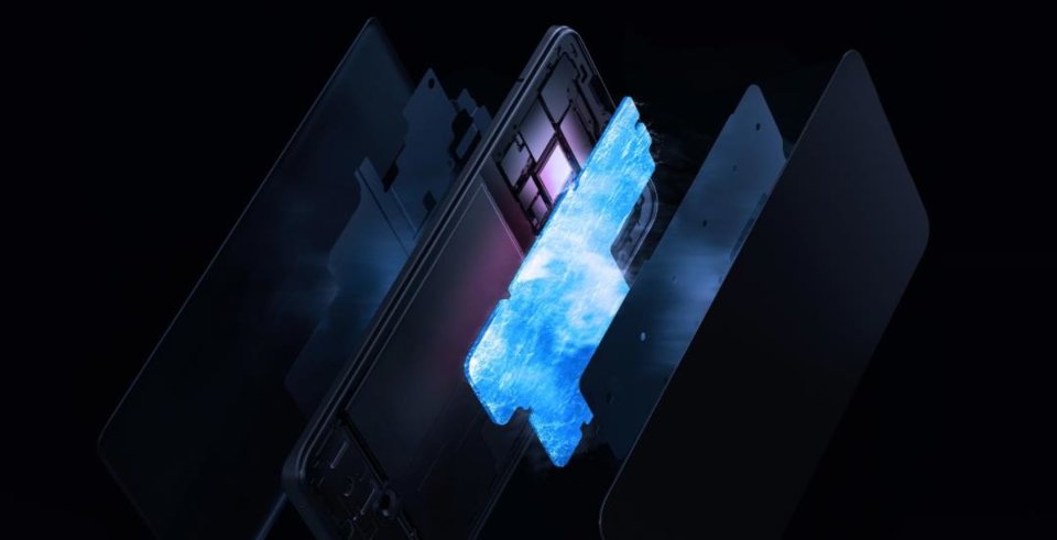 vivo iQOO 8 view 12