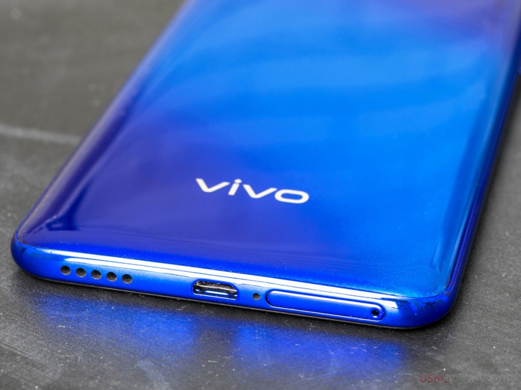 vivo V15 Pro hands-on photo 14