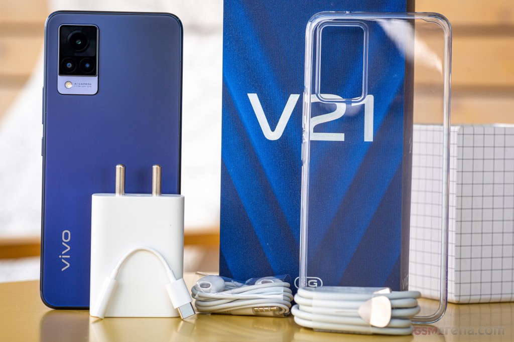 vivo V21 5G hands-on photo 1