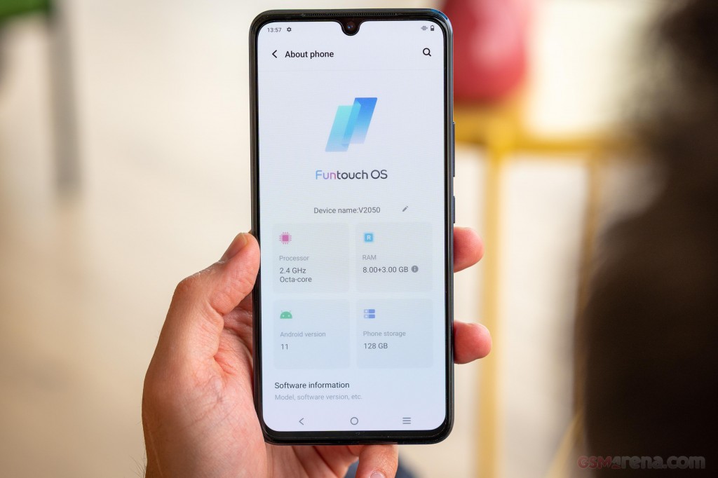 vivo V21 5G hands-on photo 18