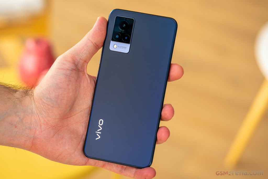 vivo V21 5G hands-on photo 24