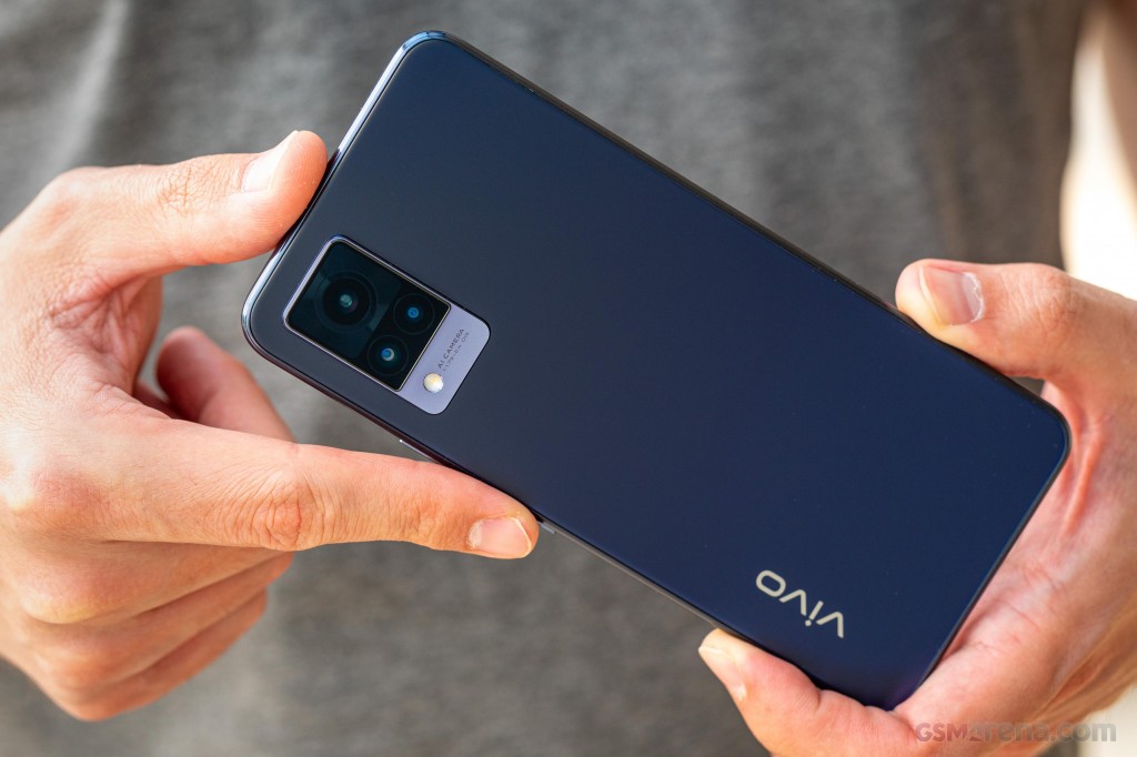 vivo V21 5G hands-on photo 25
