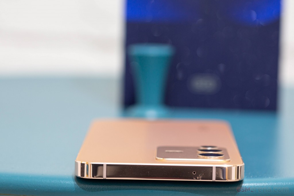 vivo V23 5G hands-on photo 7