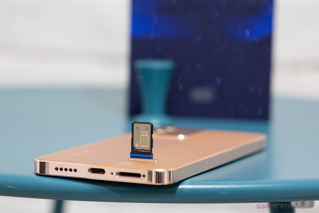 vivo V23 5G hands-on photo 9