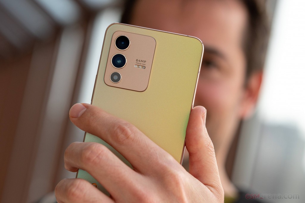 vivo V23 5G hands-on photo 14