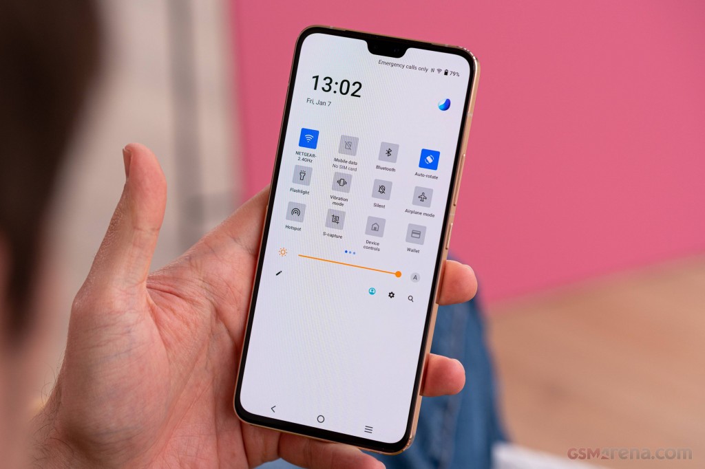 vivo V23 5G hands-on photo 23
