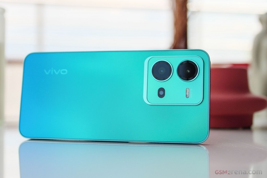 vivo V25 hands-on photo 16