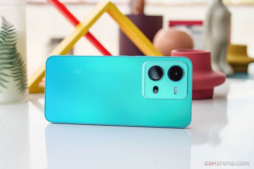 vivo V25 hands-on photo 17
