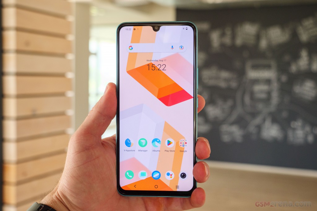 vivo V25 hands-on photo 19