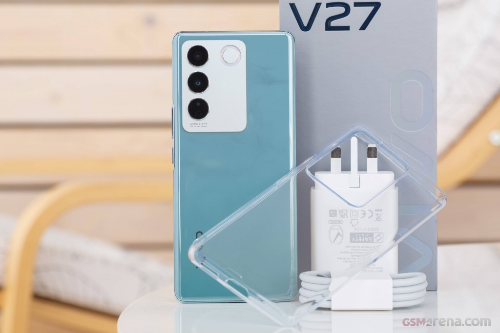 vivo V27 hands-on photo 1