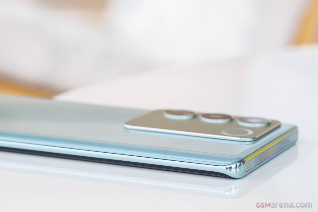 vivo V27 hands-on photo 11