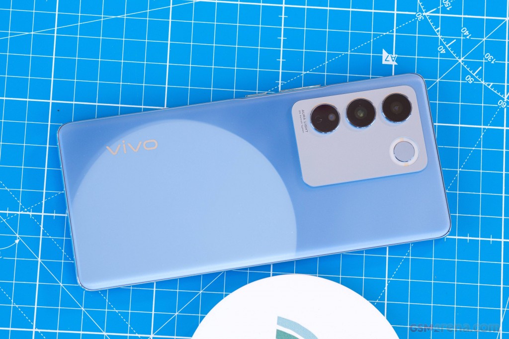 vivo V27 Pro hands-on photo 4