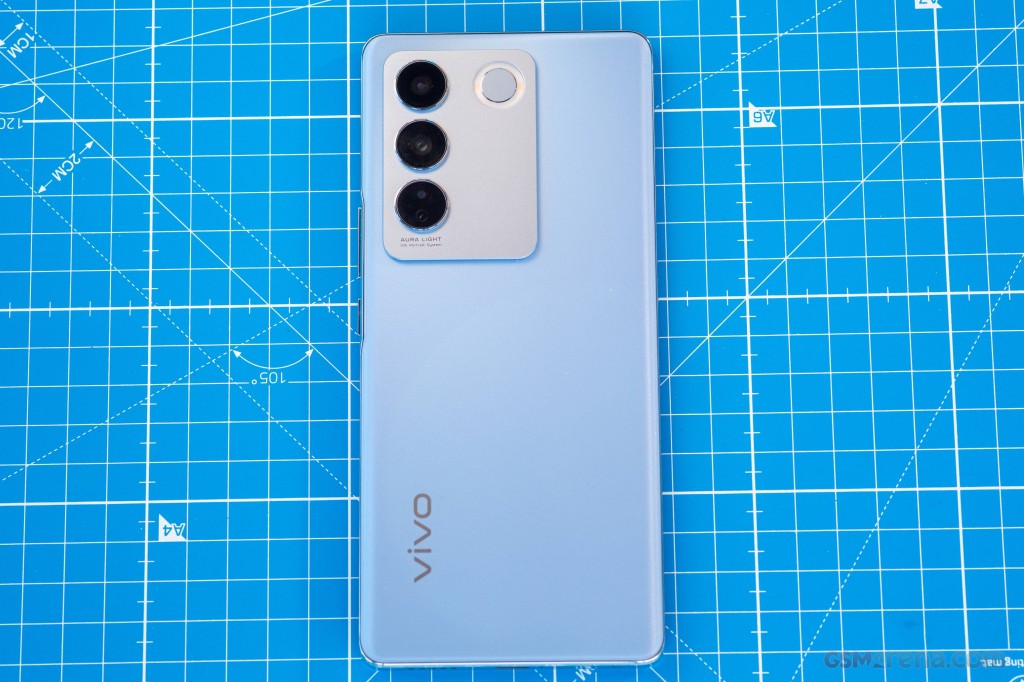 vivo V27 Pro hands-on photo 6