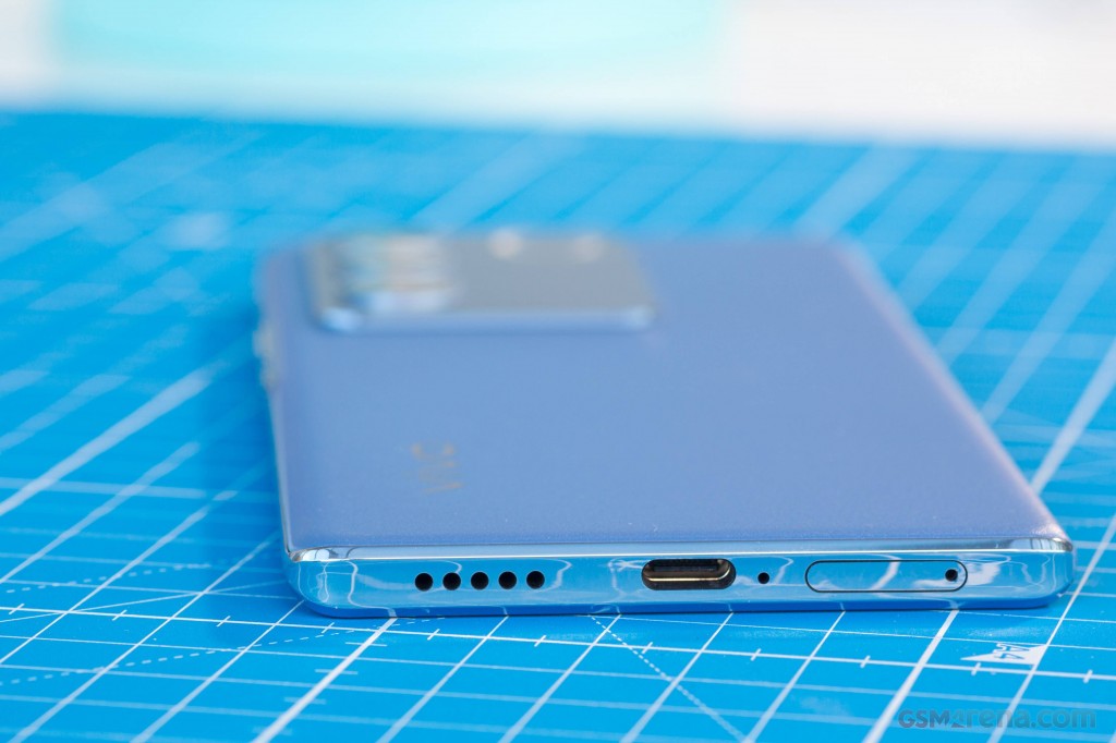 vivo V27 Pro hands-on photo 7