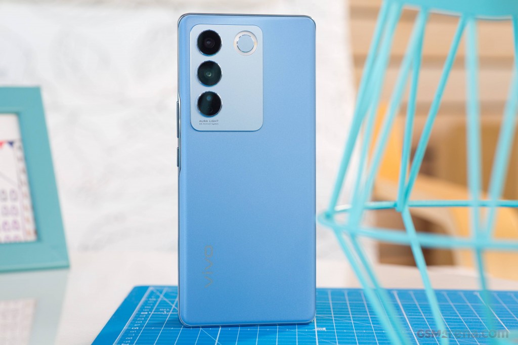 vivo V27 Pro hands-on photo 13