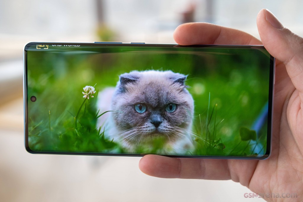 vivo V27 Pro hands-on photo 31