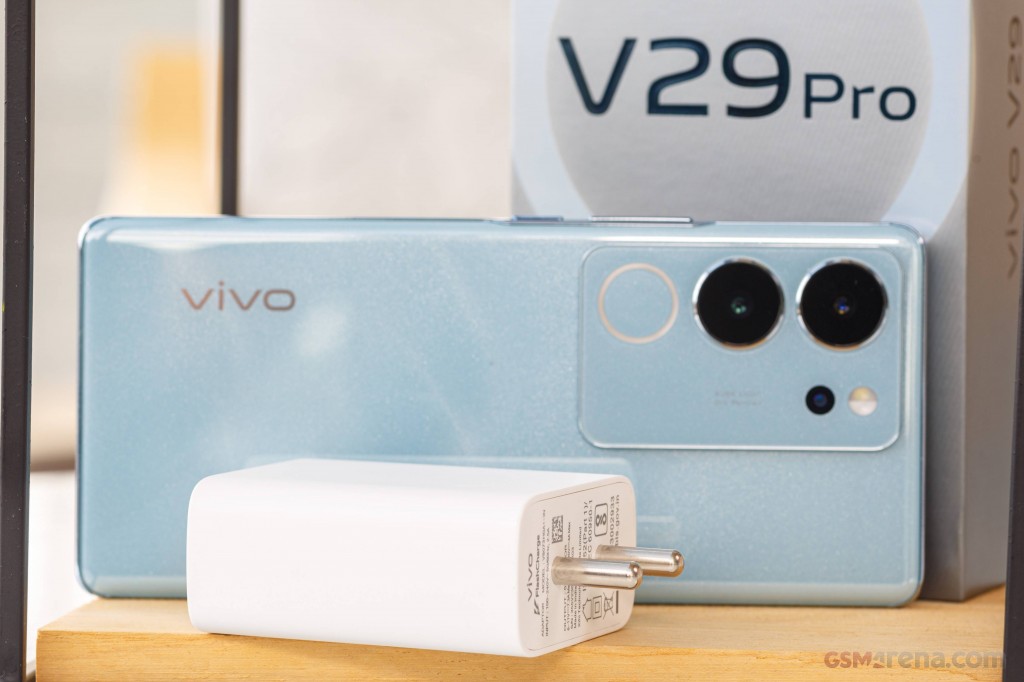 vivo V29 Pro hands-on photo 2