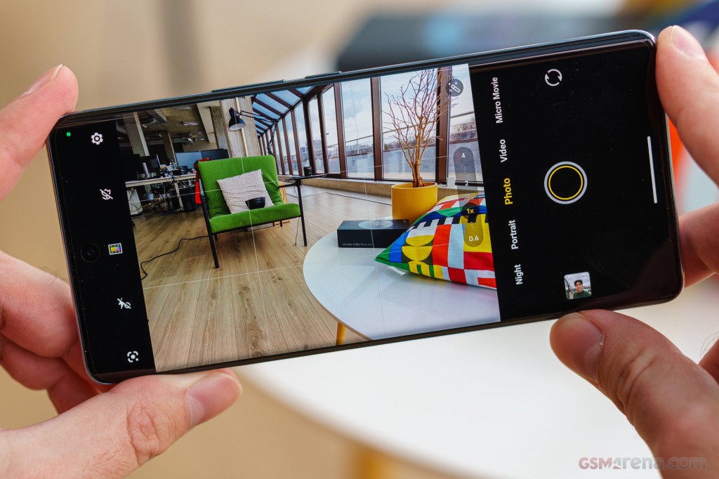 vivo V30 Pro hands-on photo 19