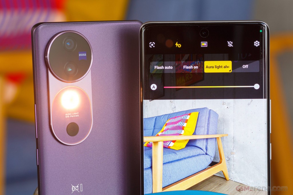 vivo V40 hands-on photo 4