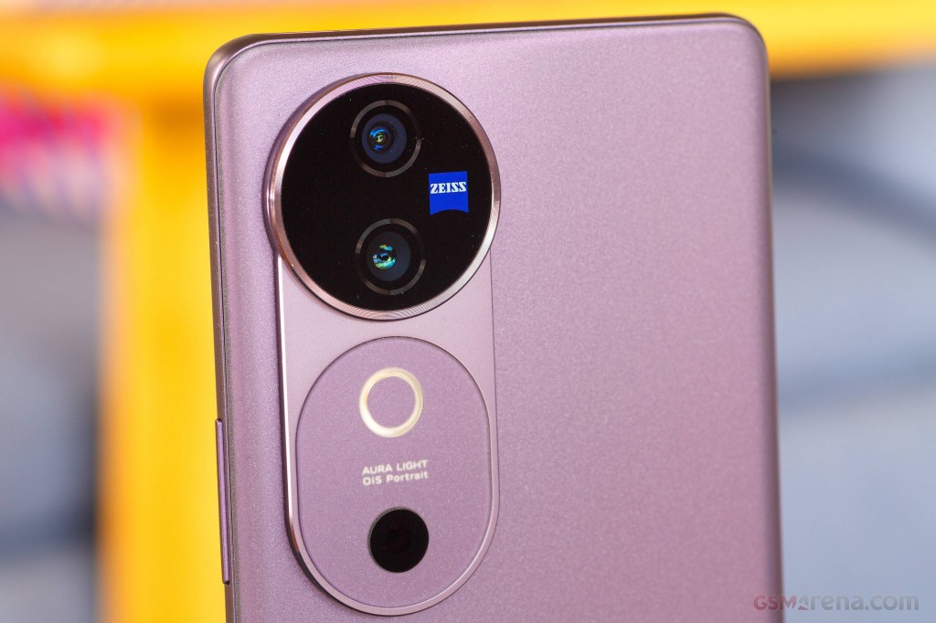 vivo V40 hands-on photo 10