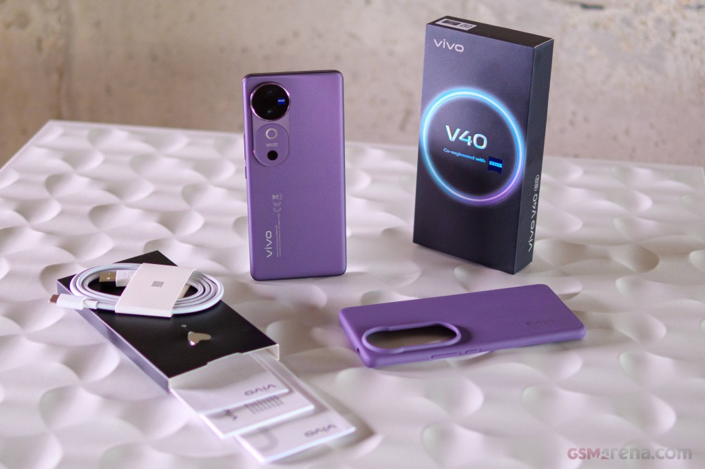 vivo V40 hands-on photo 25