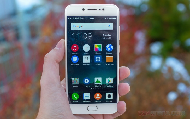 vivo V5 hands-on photo 1