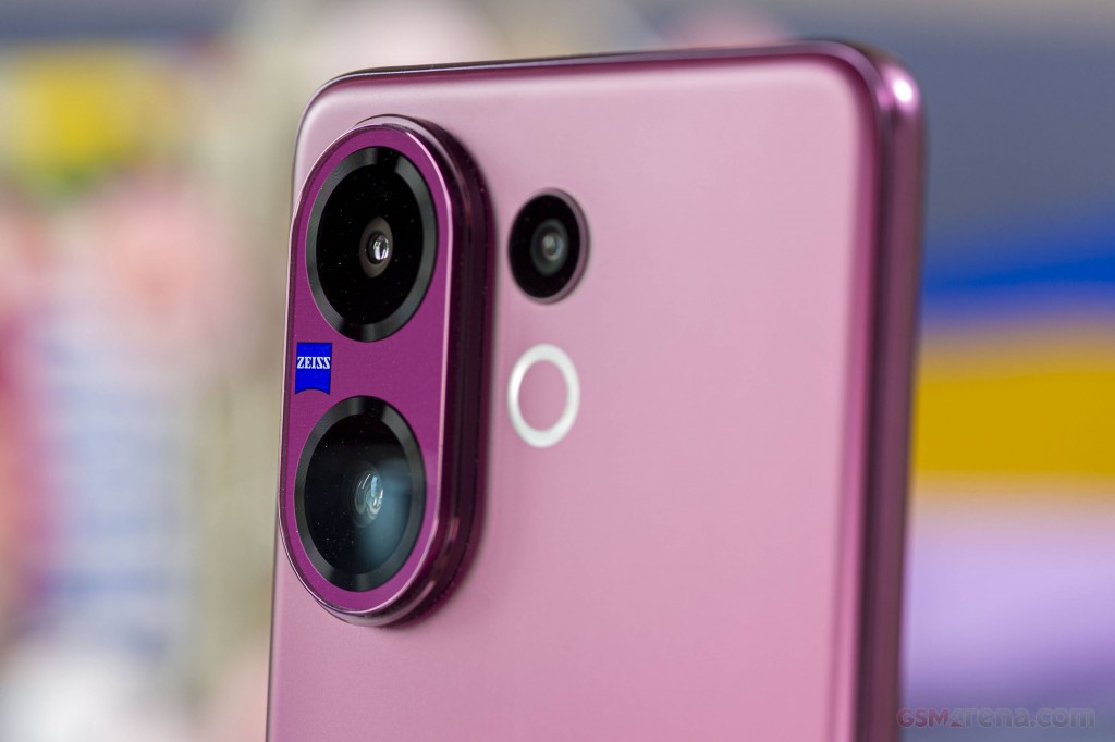 vivo V60 hands-on photo 10