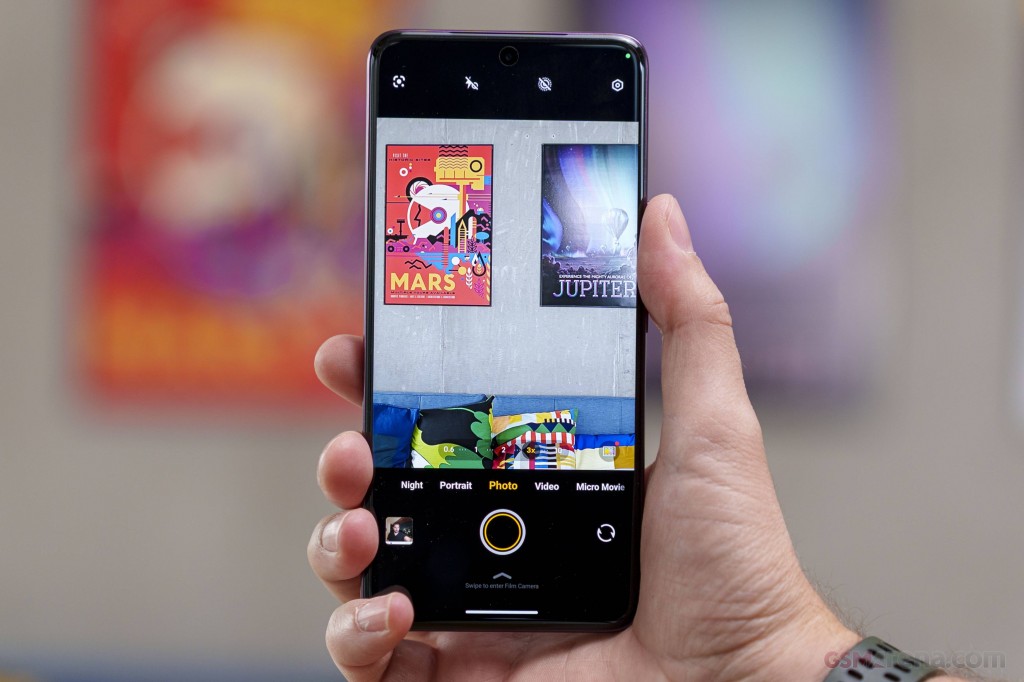vivo V60 hands-on photo 14