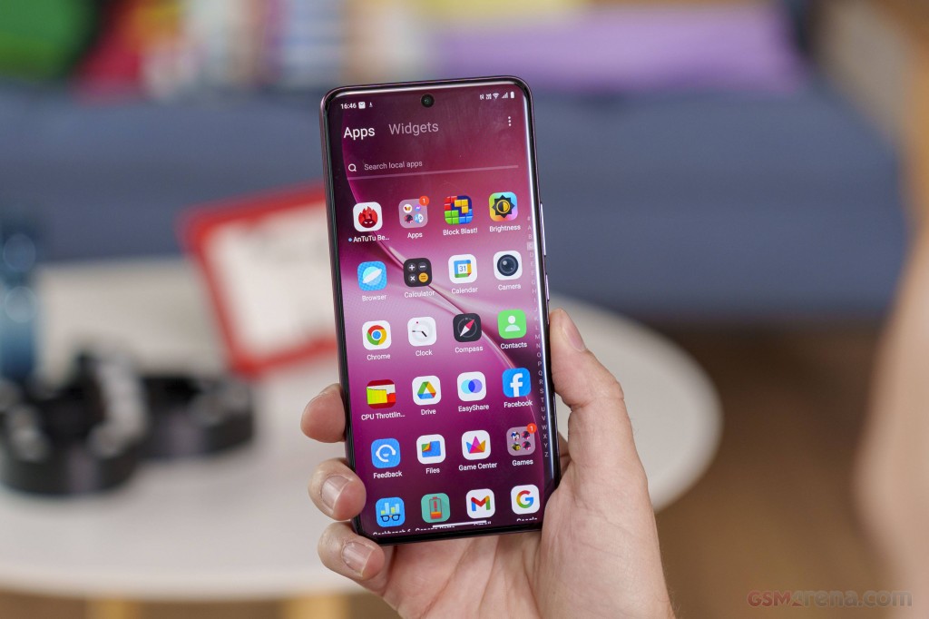 vivo V60 hands-on photo 17