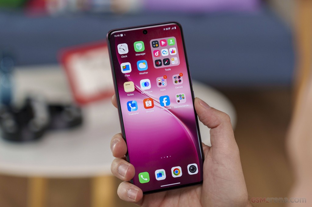 vivo V60 hands-on photo 23