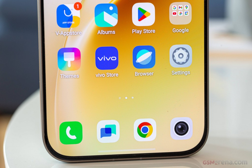vivo V70 hands-on photo 5