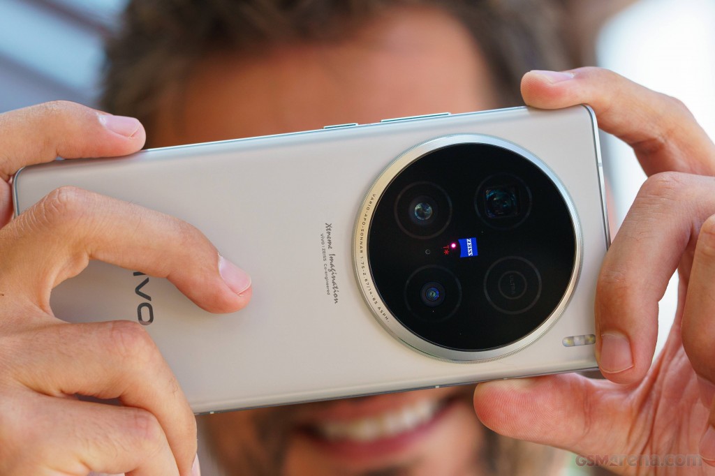 vivo X100 Ultra hands-on photo 20