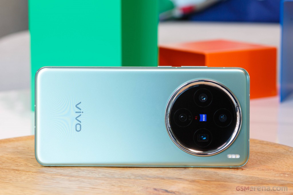 vivo X200 hands-on photo 3