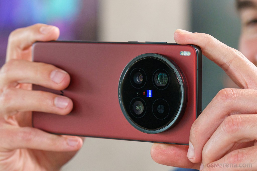 vivo X200 Ultra hands-on photo 27
