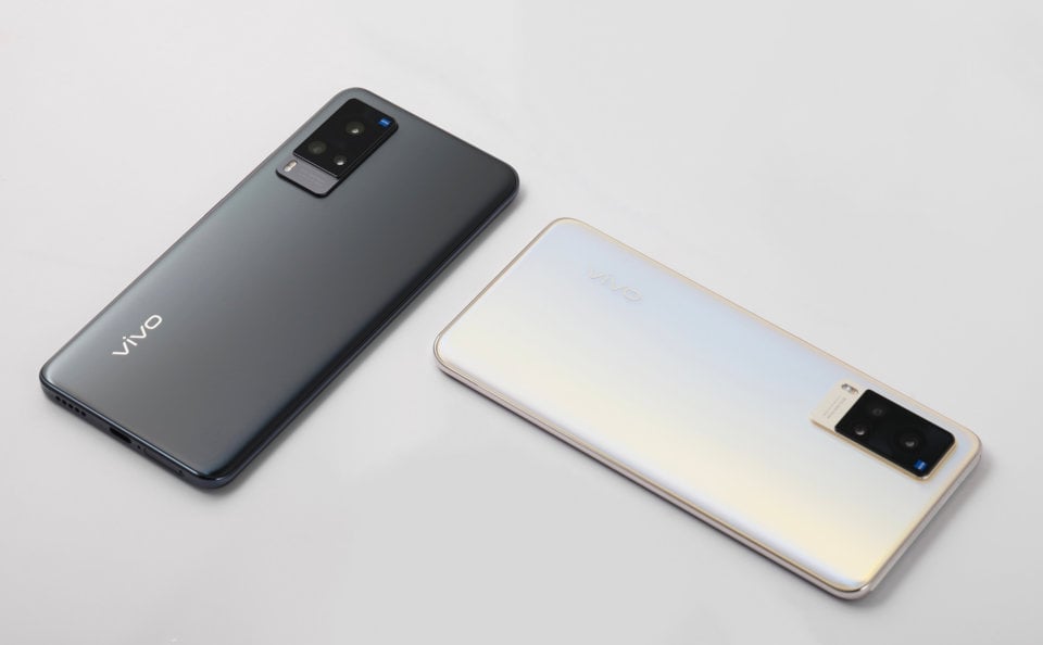 vivo X60 (China) view 16