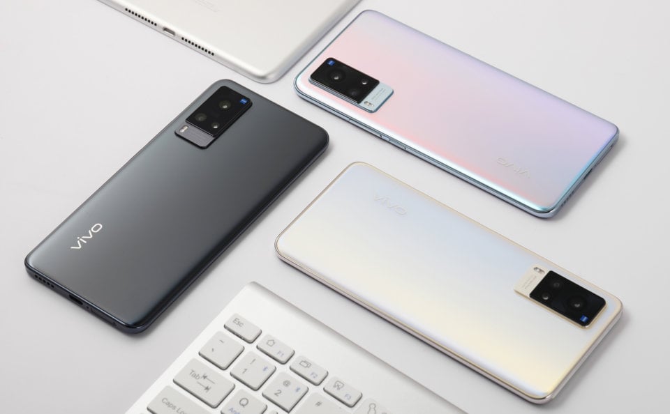 vivo X60 (China) view 17