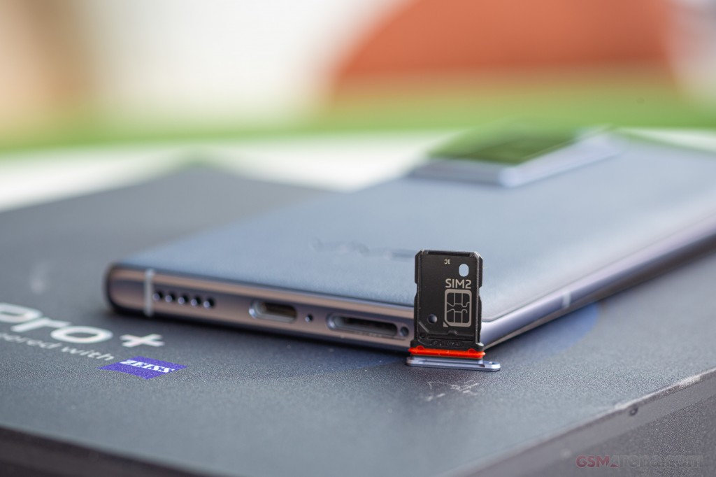 vivo X60 Pro+ hands-on photo 6
